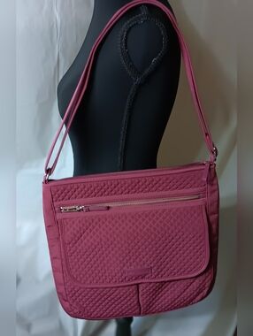 Vera Bradley Iconic Quilted Mail Bag Hawthorne Rose Shoulder Bag #22127-115